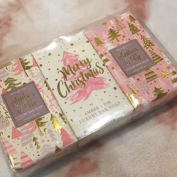 Mia & Co Christmas Holiday Scented Amber & Fir Luxury Soap Bar Set of Three NWT - Picture 12 of 16